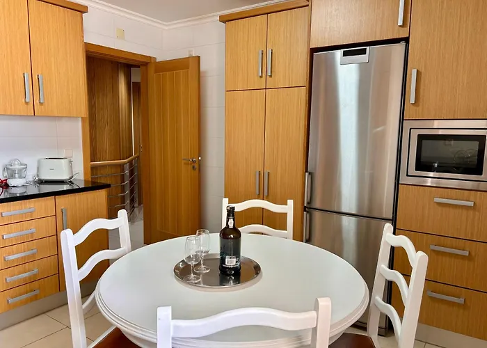 Apart. T2- Perola Do Marques - شقة ساو مارتينهو دو بورتو